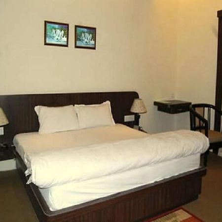 Hotel Royal Panna Shahjahanpur Dış mekan fotoğraf