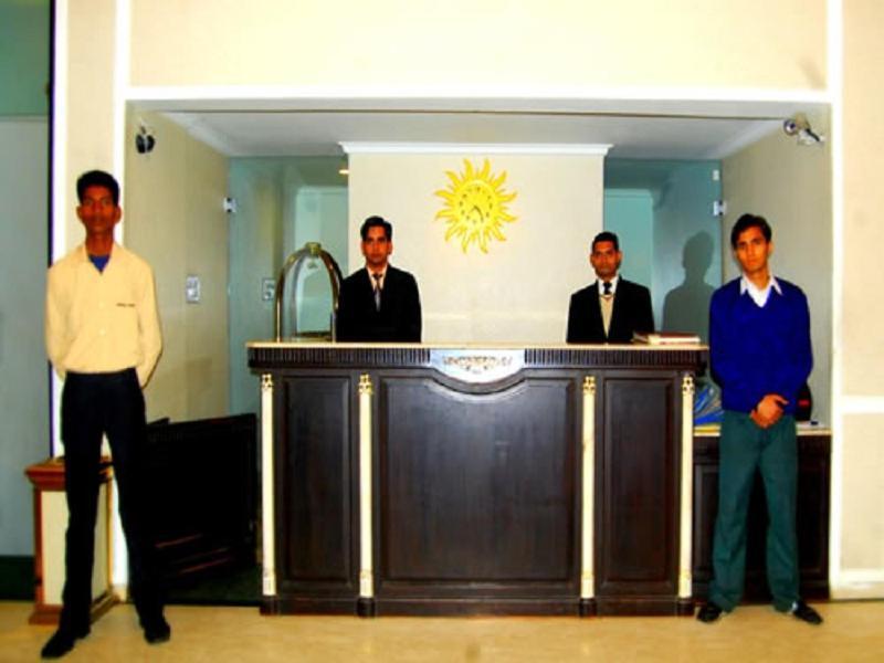 Hotel Royal Panna Shahjahanpur Dış mekan fotoğraf